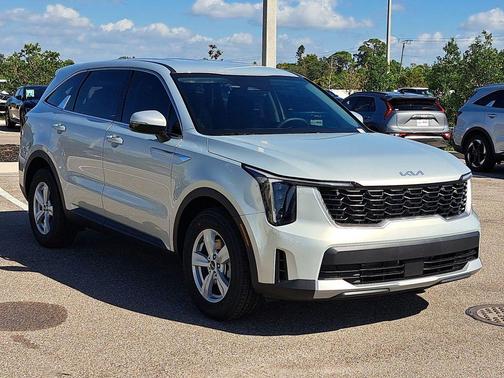 2026 Kia Sorento LX