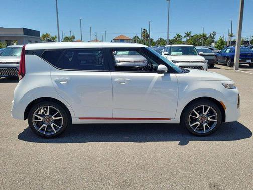 2021 Kia Soul GT-Line
