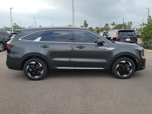 2025 Kia Sorento Hybrid EX