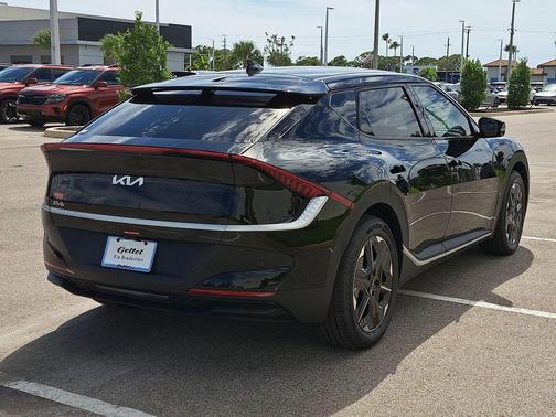 2025 Kia EV6 Light Long Range