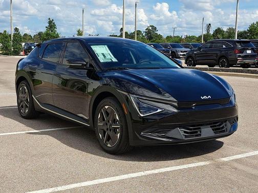 2025 Kia EV6 Light Long Range