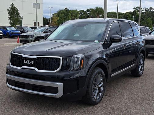 2025 Kia Telluride LX
