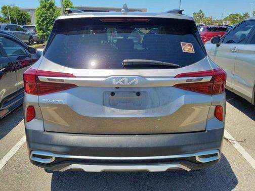 2022 Kia Seltos EX