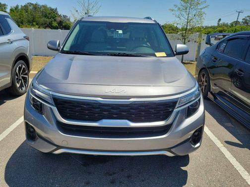 2022 Kia Seltos EX
