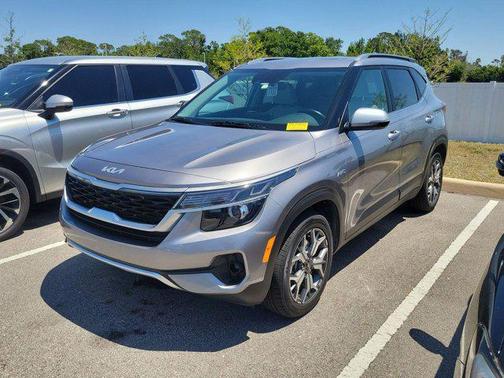 2022 Kia Seltos EX