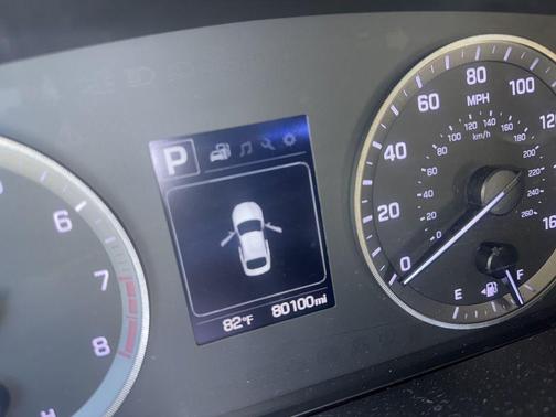 2016 Hyundai SONATA SE