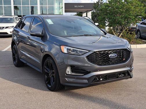 2022 Ford Edge ST