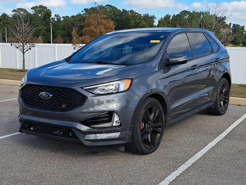 2022 Ford Edge ST