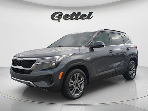 Gravity Gray 2023 Kia Seltos S