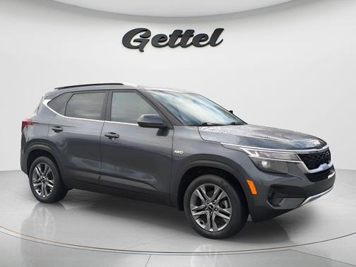 Gravity Gray 2023 Kia Seltos S