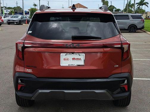 2025 Kia Seltos X-Line