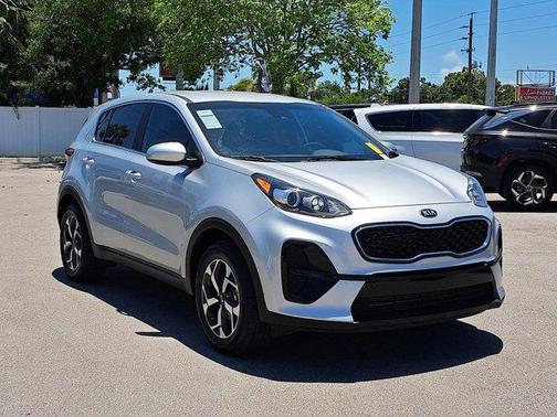 2022 Kia Sportage LX
