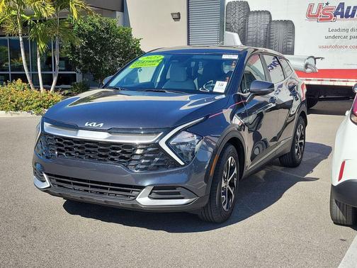 2023 Kia Sportage EX
