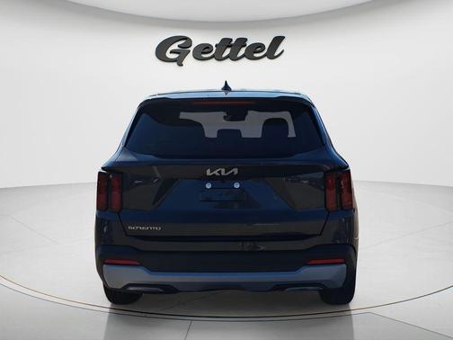 Snow White Pearl 2025 Kia Sportage Hybrid LX