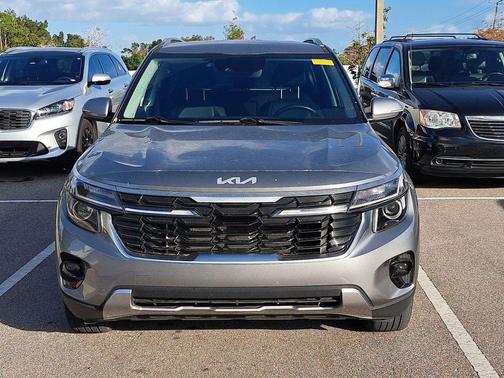 2024 Kia Seltos EX