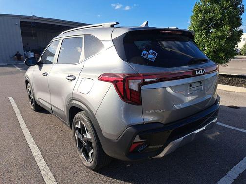 2024 Kia Seltos EX