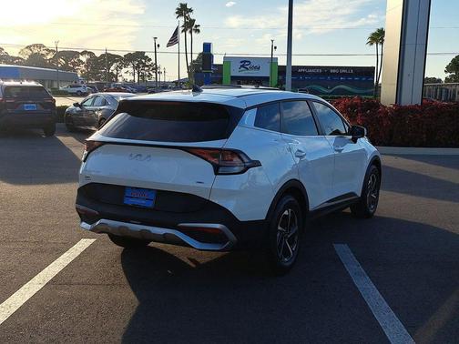 2025 Kia Sportage Hybrid LX