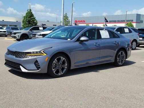 2023 Kia K5 EX