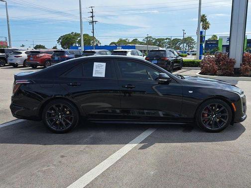 2023 Cadillac CT4 Sport