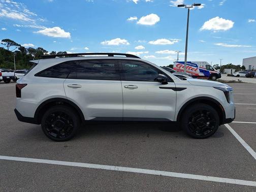 2026 Kia Sorento SX
