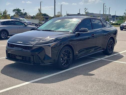 2025 Kia K4 GT-Line Turbo