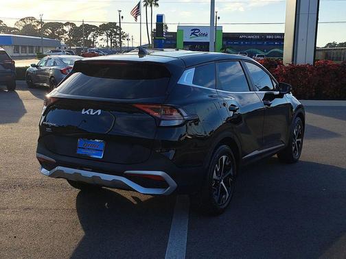 2025 Kia Sportage EX