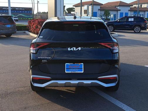 2025 Kia Sportage EX