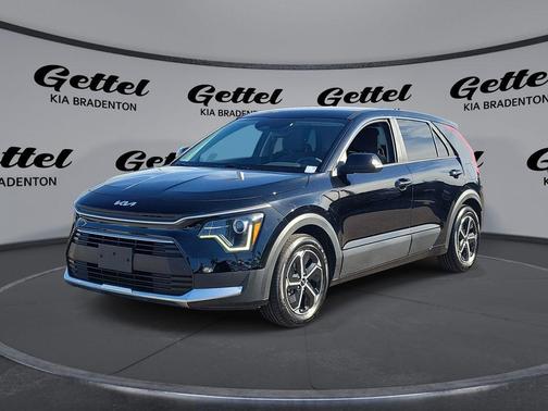 2023 Kia Niro LX