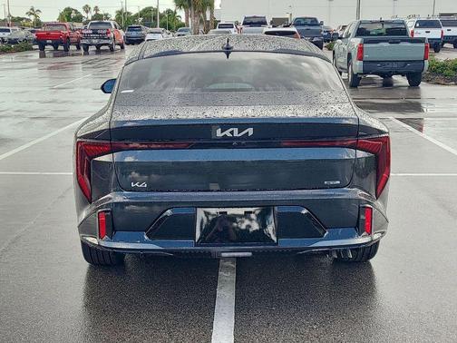 2025 Kia K4 GT-Line Turbo