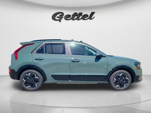 Cityscape Green 2026 Kia Niro EV Wind