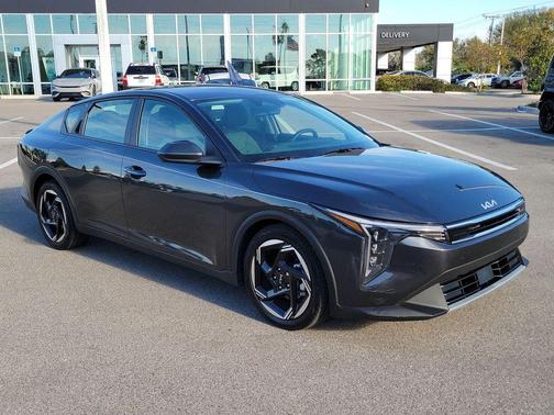 2025 Kia K4 EX