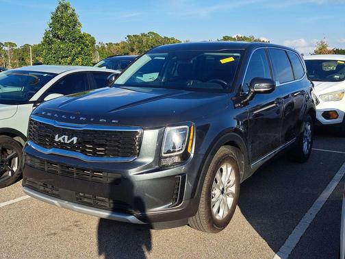 2022 Kia Telluride LX