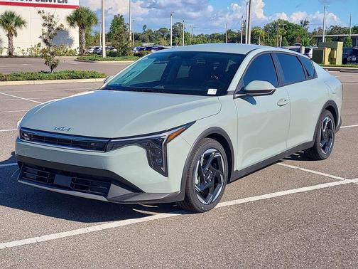 2025 Kia K4 EX
