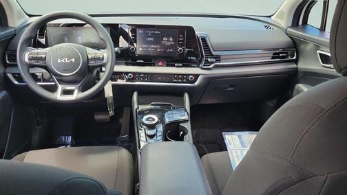 Snow White Pearl 2025 Kia Sportage Hybrid LX
