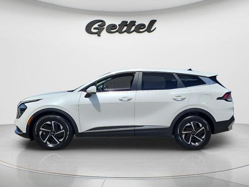 Snow White Pearl 2025 Kia Sportage Hybrid LX