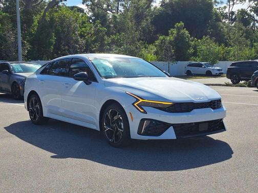 2026 Kia K5 GT-Line