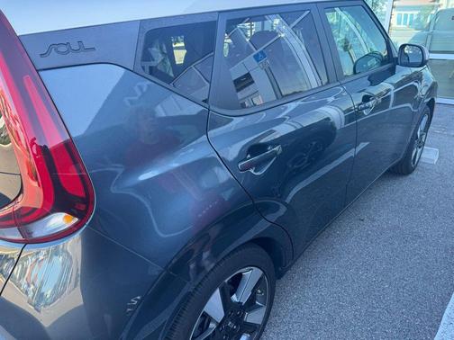 2020 Kia Soul EX
