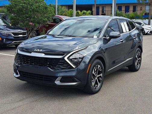 2023 Kia Sportage EX