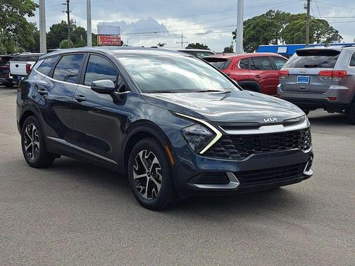 2023 Kia Sportage EX