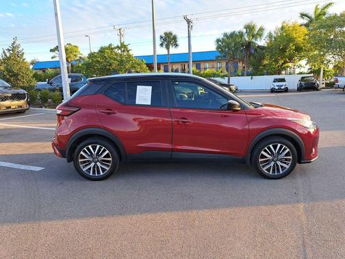 2021 Nissan Kicks SV