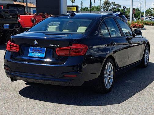 2017 BMW 320 i