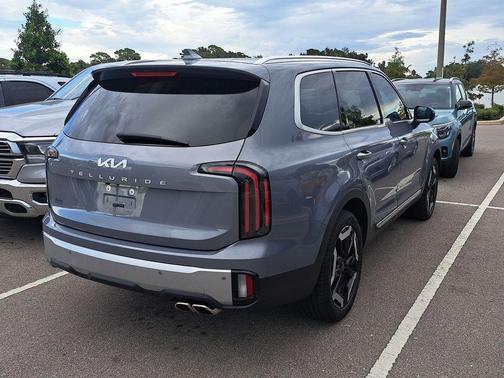 2023 Kia Telluride EX