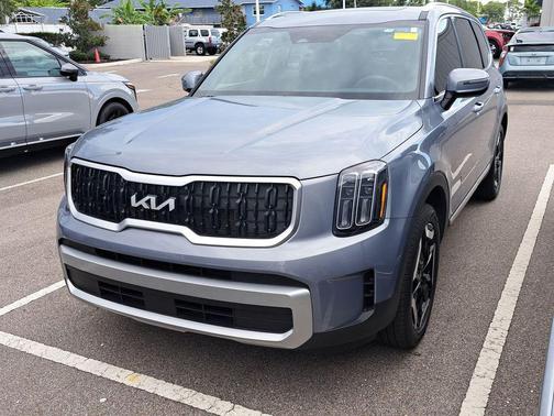 2023 Kia Telluride EX