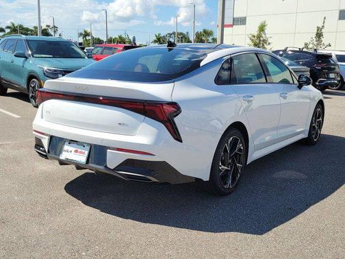 2025 Kia K5 GT-Line
