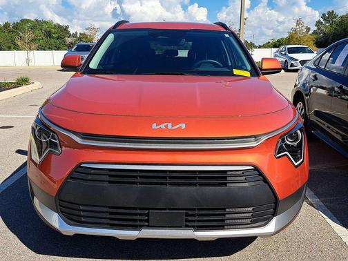 2023 Kia Niro EX