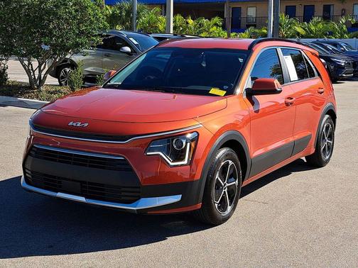 2023 Kia Niro EX