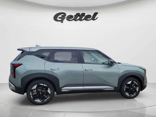 Iceberg Green 2027 Kia Seltos EX