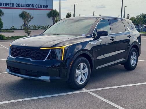 2026 Kia Sorento LX