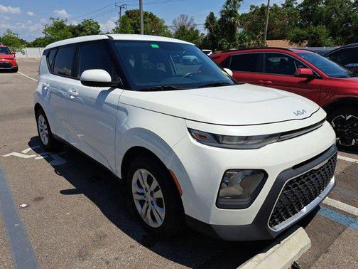 2022 Kia Soul LX