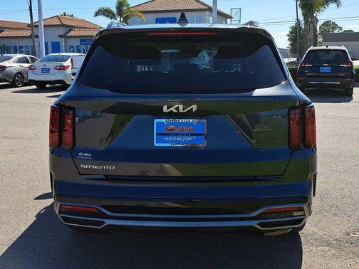 2023 Kia Sorento S